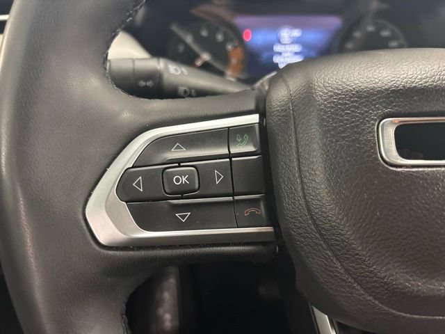 Used 2025 Jeep Compass Limited AWD/4WD image 25