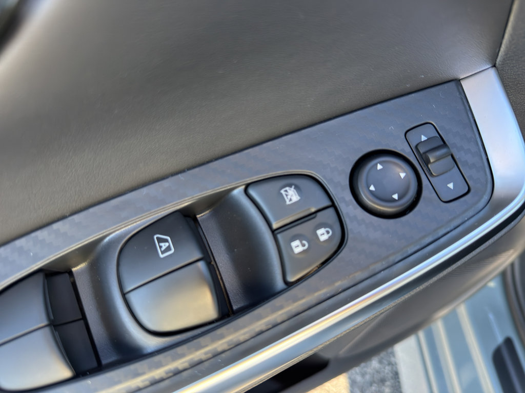 New 2025 Nissan Sentra SR image 12