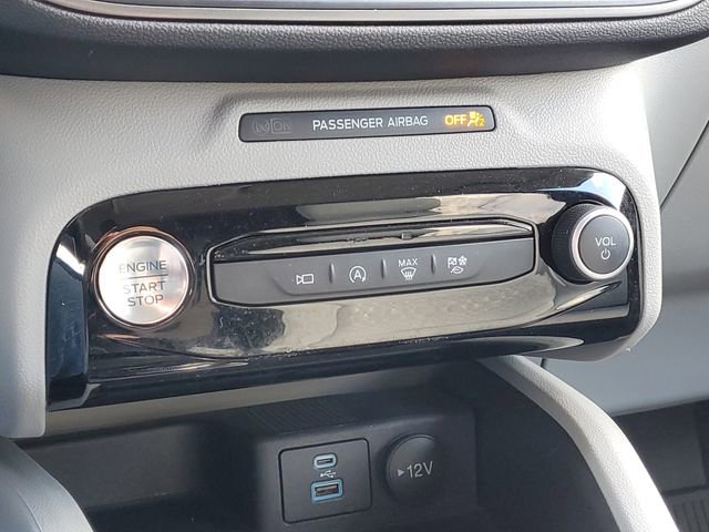 Used 2023 Ford Escape Active w/ Tech Pack #2 image 29