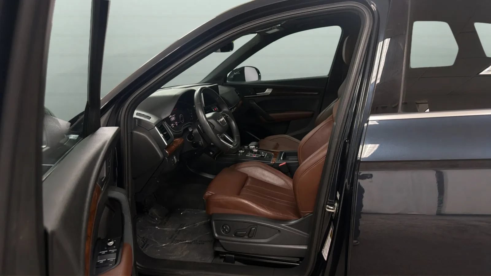 Used 2018 Audi Q5 2.0T Premium Plus w/ Premium Plus Package AWD/4WD image 21