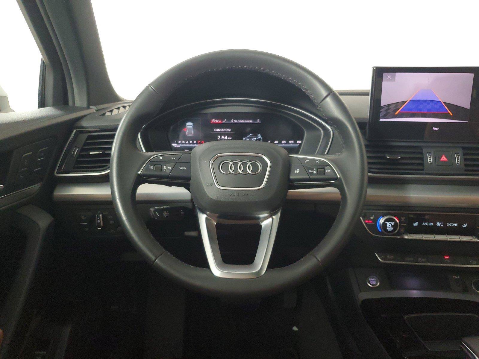 Used 2025 Audi Q5 2.0T Premium AWD/4WD image 16