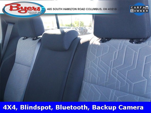 Used 2020 Toyota Tacoma TRD Off-Road image 3