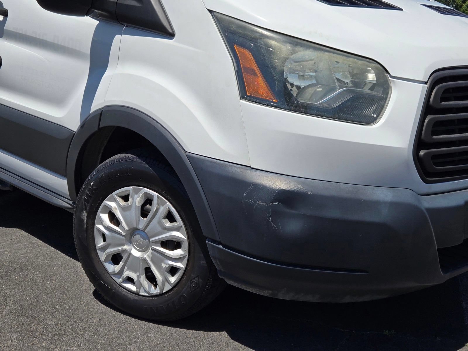 Used 2015 Ford Transit 350 XL RWD image 9