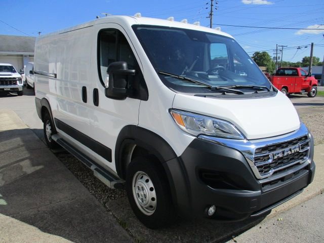 Used 2023 RAM ProMaster 2500 FWD image 3