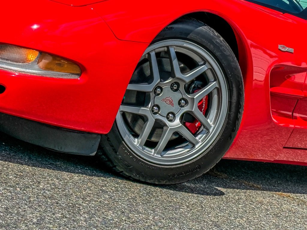 Used 2002 Chevrolet Corvette Z06 w/ Memory Pkg RWD image 5