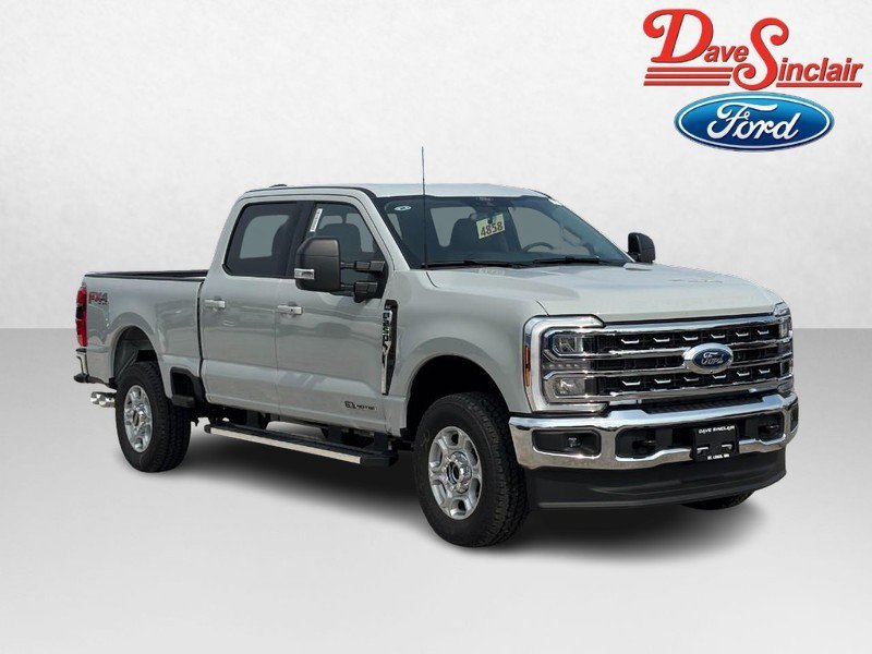 New 2026 Ford F250 XLT w/ XLT Premium Package AWD/4WD image 4