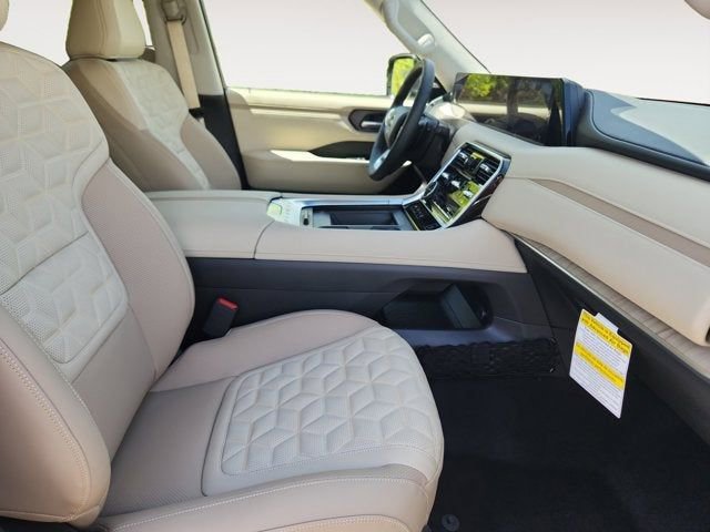 New 2025 Nissan Armada Platinum w/ Convenience Package image 15