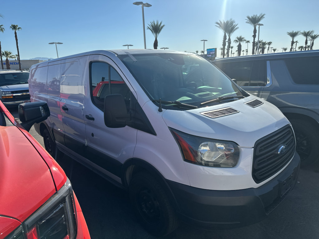 Used 2016 Ford Transit 150 130 Low Roof RWD image 4