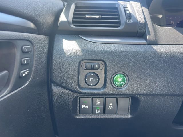 Used 2024 Honda Passport EX-L image 25