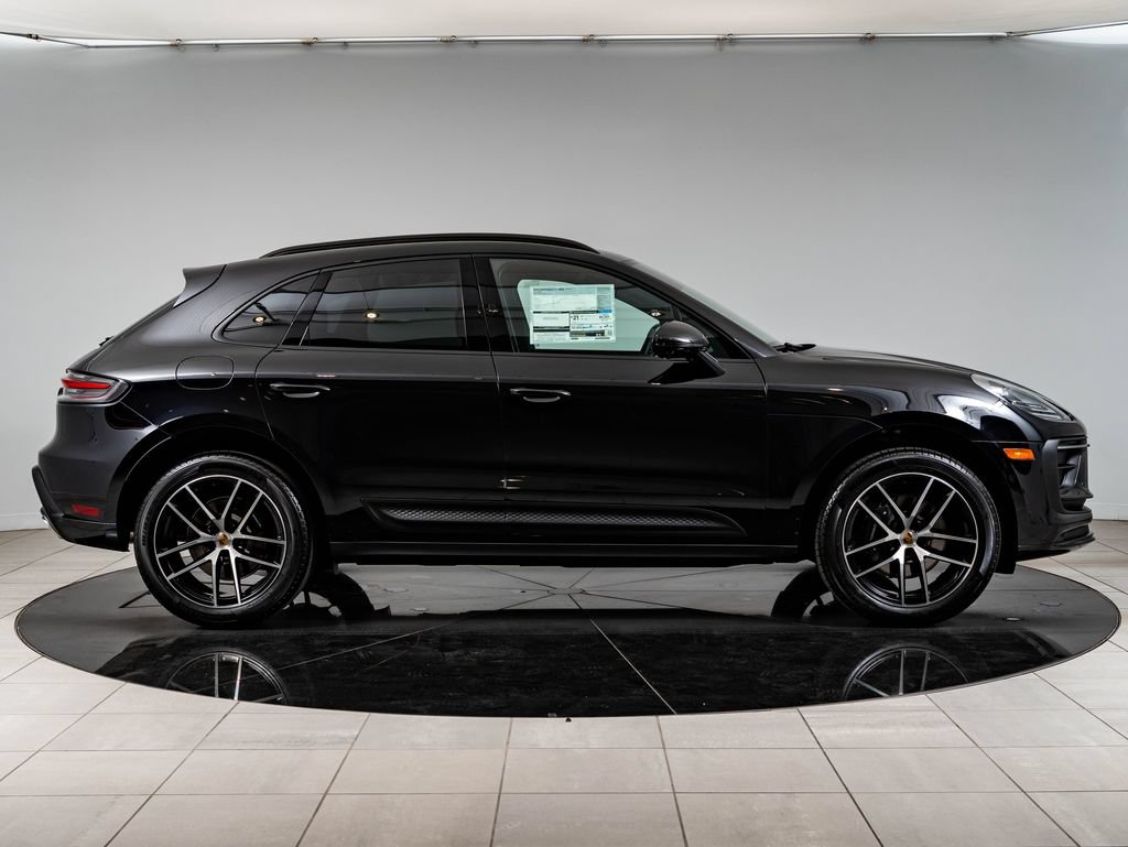 New 2026 Porsche Macan AWD/4WD image 9