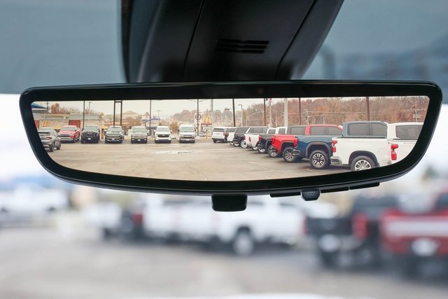 Used 2023 Chevrolet Silverado 2500 High Country w/ Z71 Off-Road Package image 31