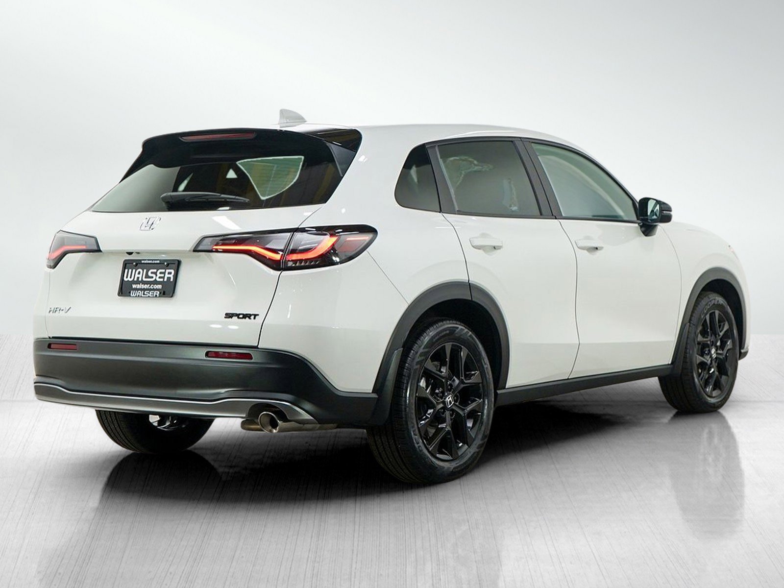 Used 2024 Honda HR-V Sport image 5