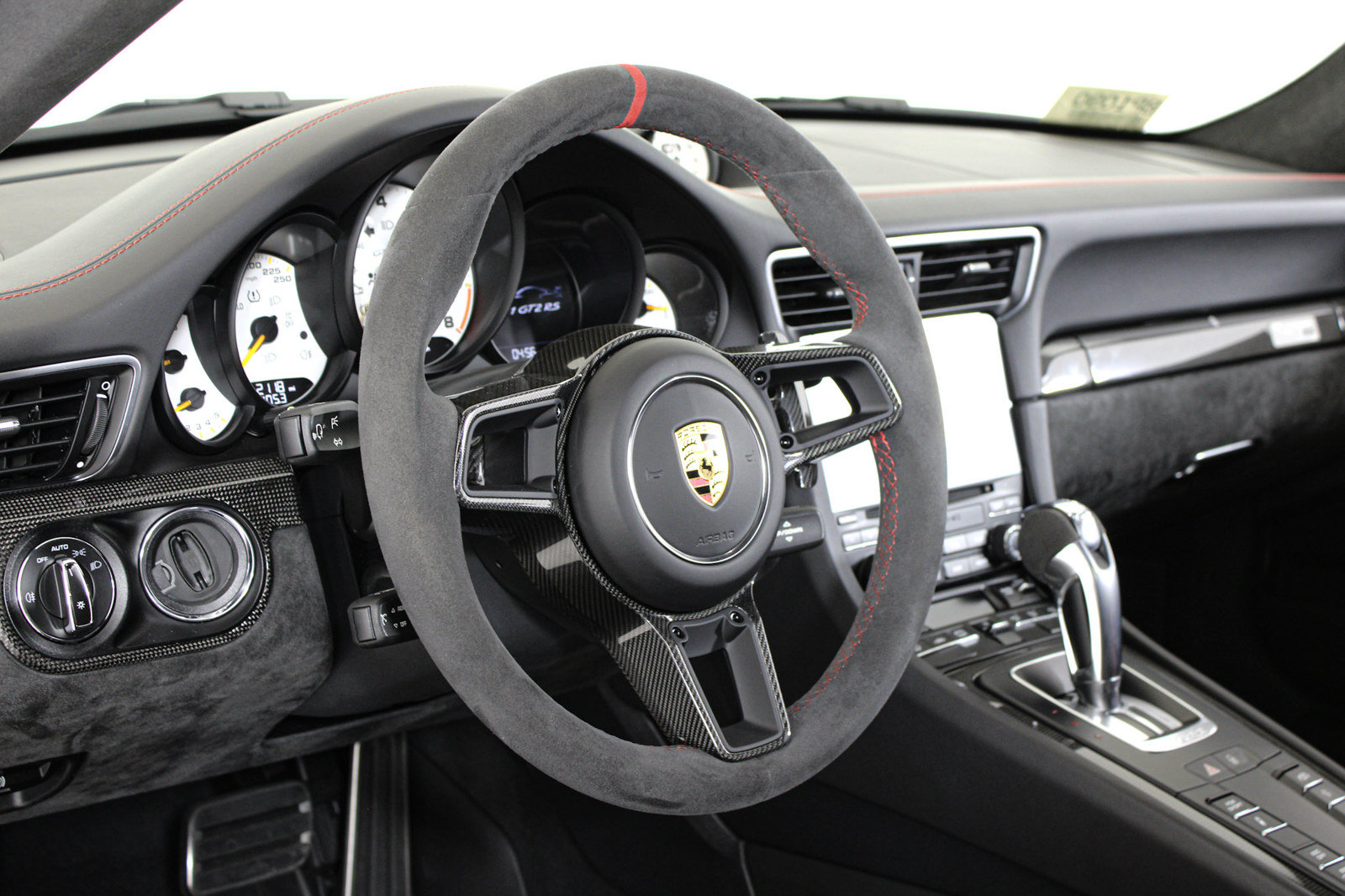 Used 2018 Porsche 911 GT2 RS RWD image 42