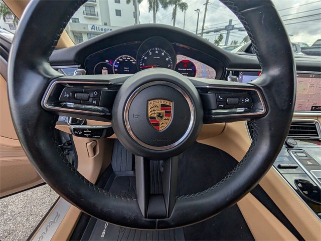 Used 2021 Porsche Panamera image 28