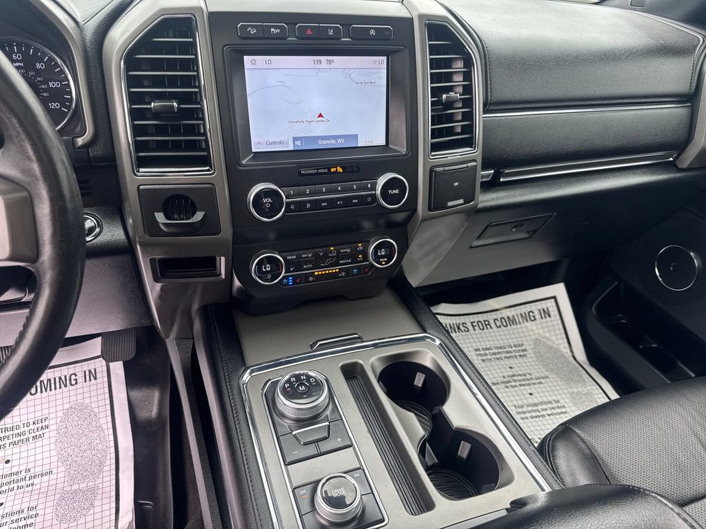 Used 2020 Ford Expedition XLT w/ Equipment Group 202A AWD/4WD image 52