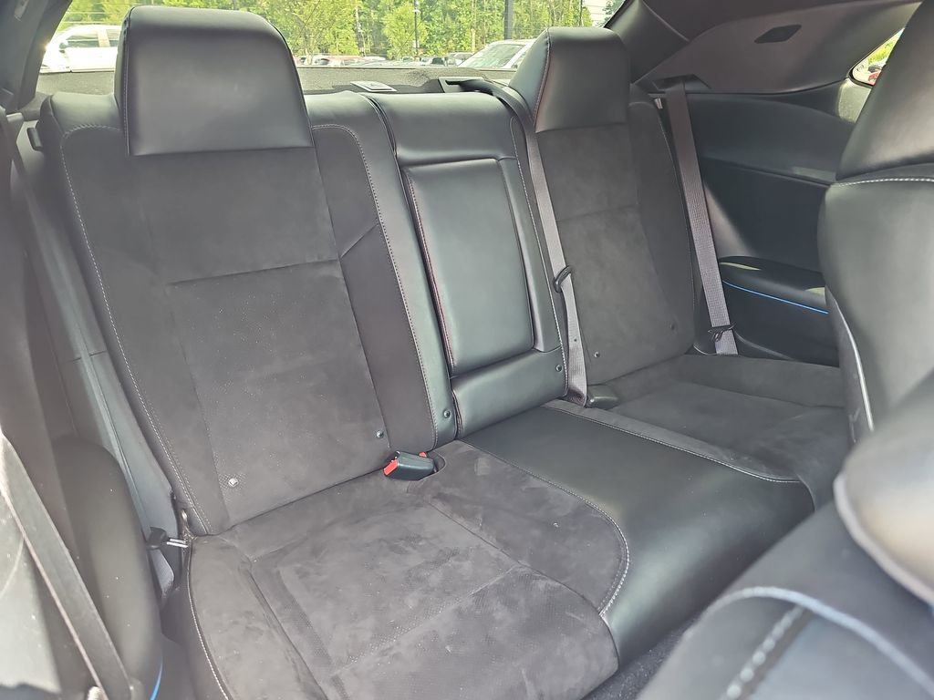 Used 2019 Dodge Challenger R/T w/ Plus Package RWD image 15