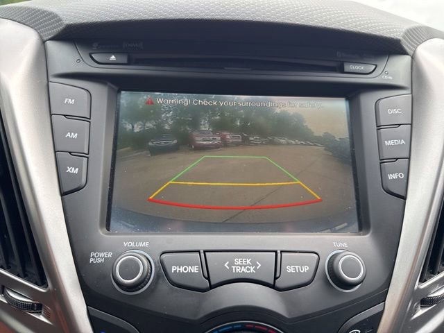 Used 2015 Hyundai Veloster FWD image 21