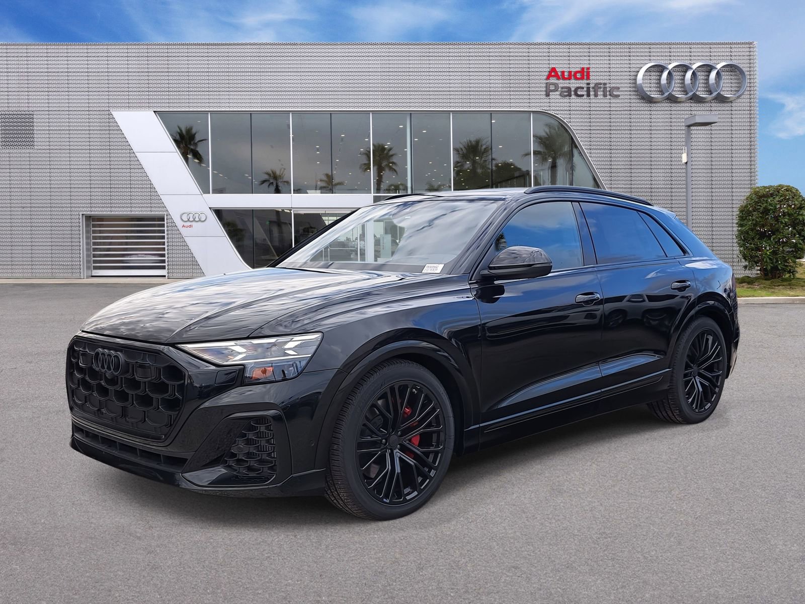 New 2026 Audi SQ8 Prestige image 1