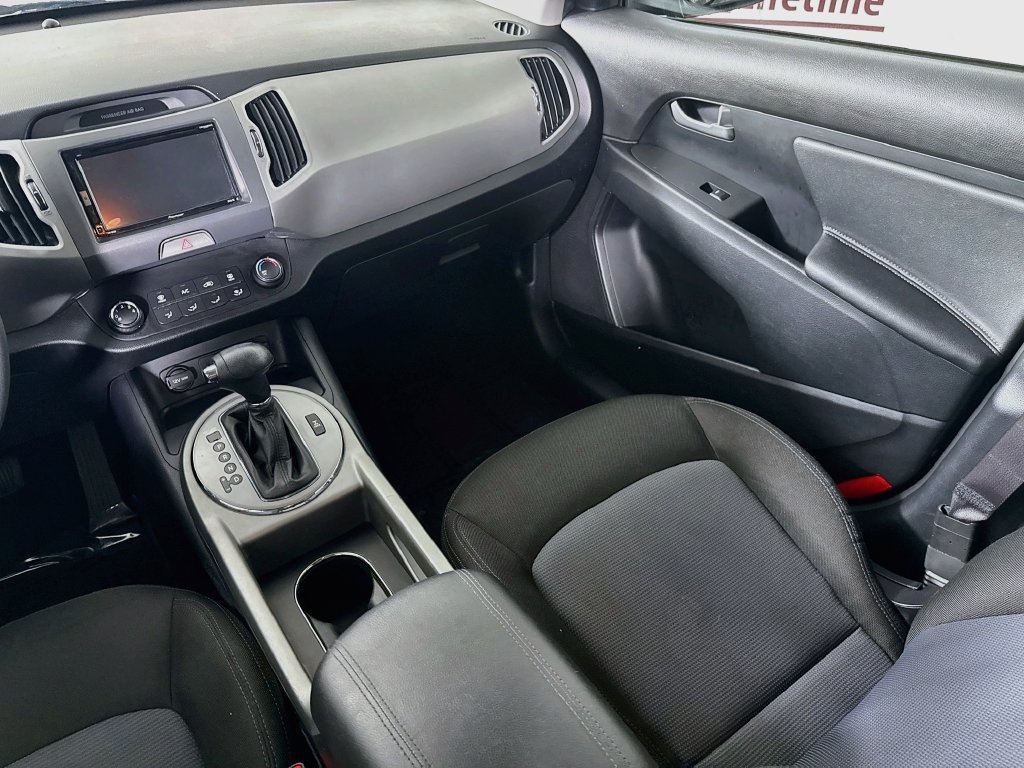 Used 2016 Kia Sportage LX AWD/4WD image 23