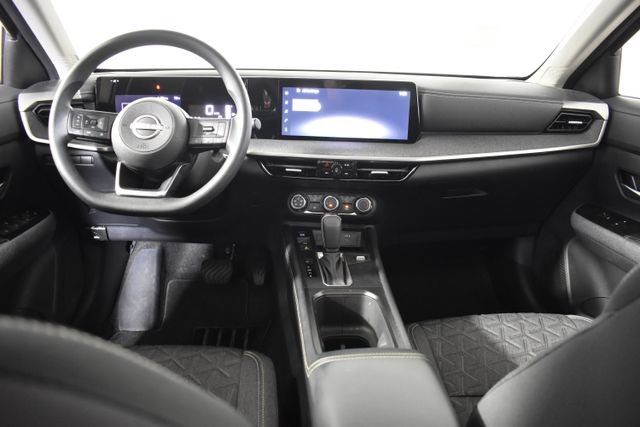 Certified 2025 Nissan Kicks SV w/ SV Premium Package AWD/4WD image 23