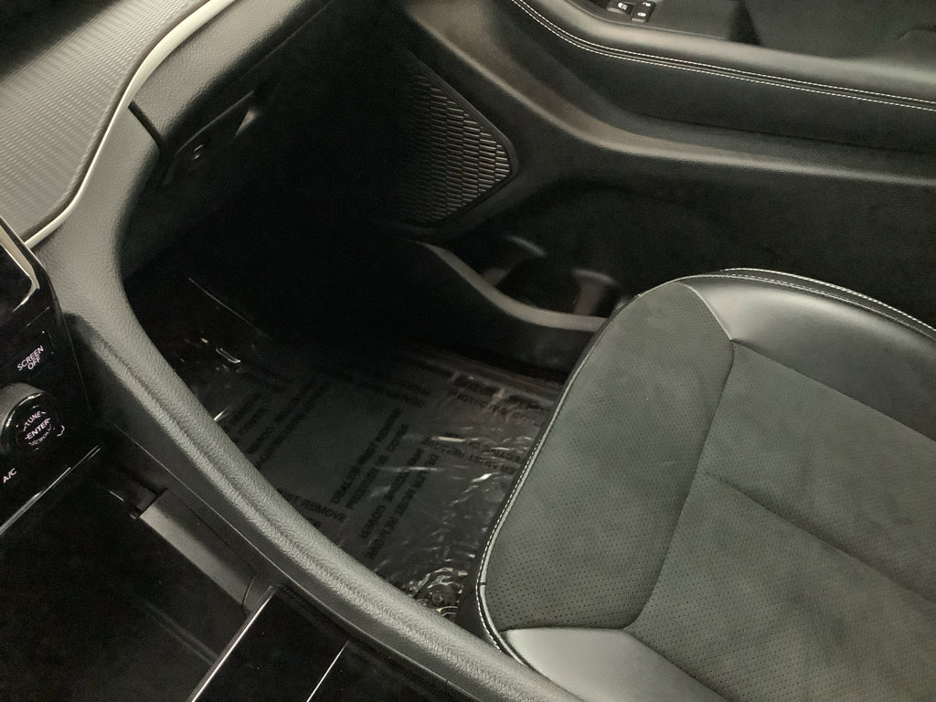 Used 2023 Jeep Grand Cherokee L Laredo image 24