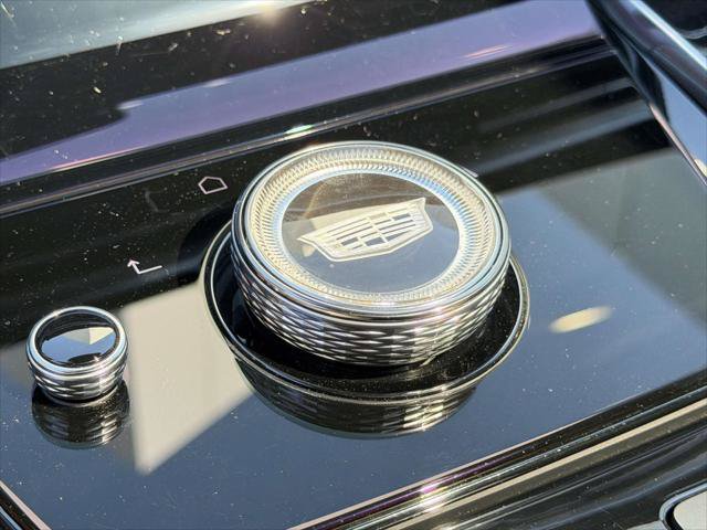 Used 2025 Cadillac Escalade ESV Sport AWD/4WD image 34