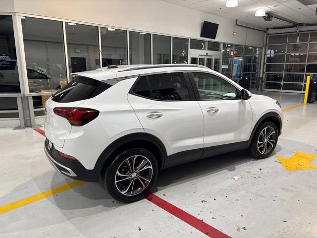 Used 2023 Buick Encore GX Select w/ Safety Package II AWD/4WD image 10