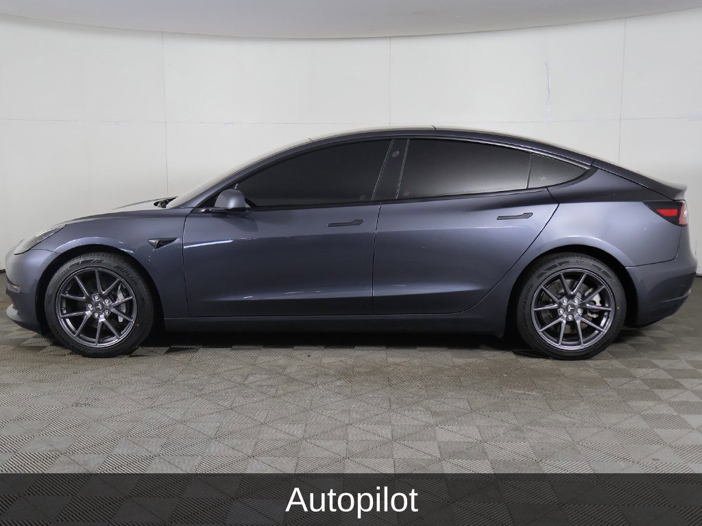 Used 2022 Tesla Model 3 Long Range AWD/4WD image 21