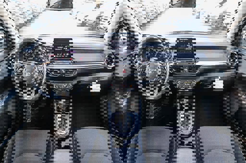 Used 2023 Kia Forte LXS w/ LXS Technology Package image 12