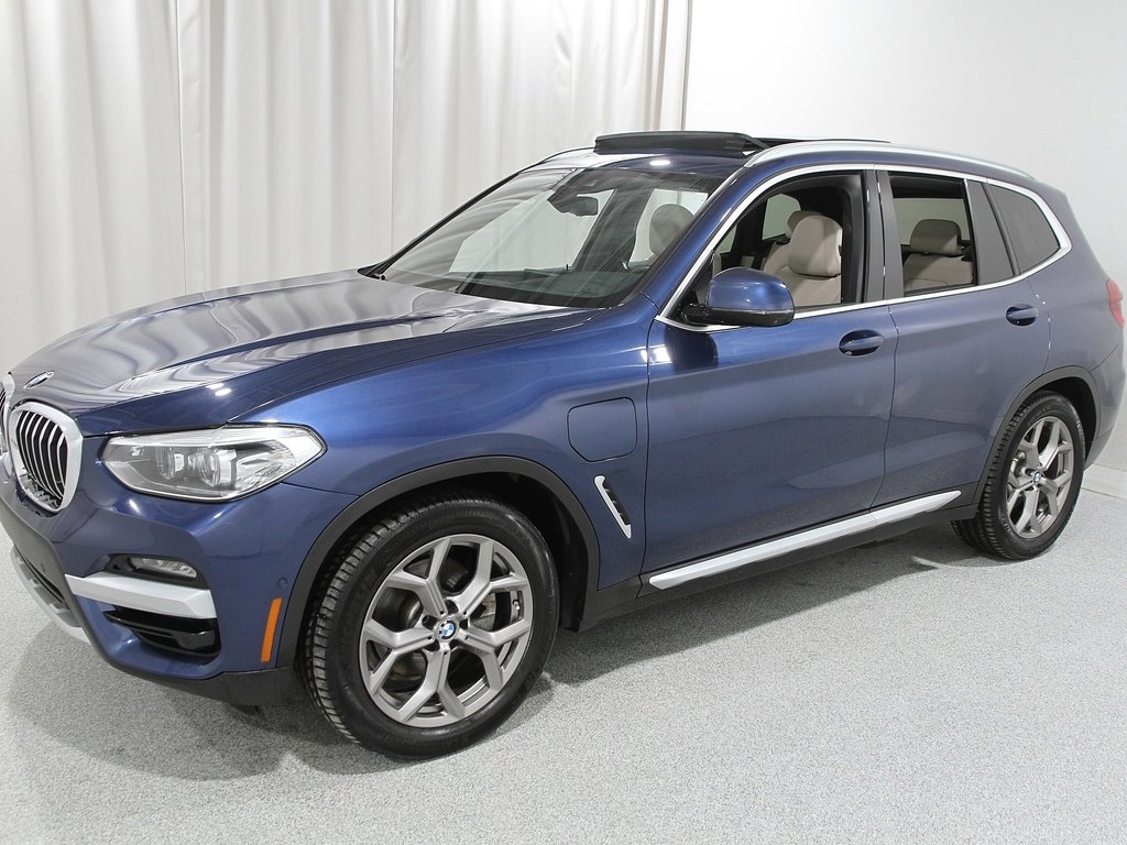 Used 2021 BMW X3 xDrive30e w/ Premium Package image 3