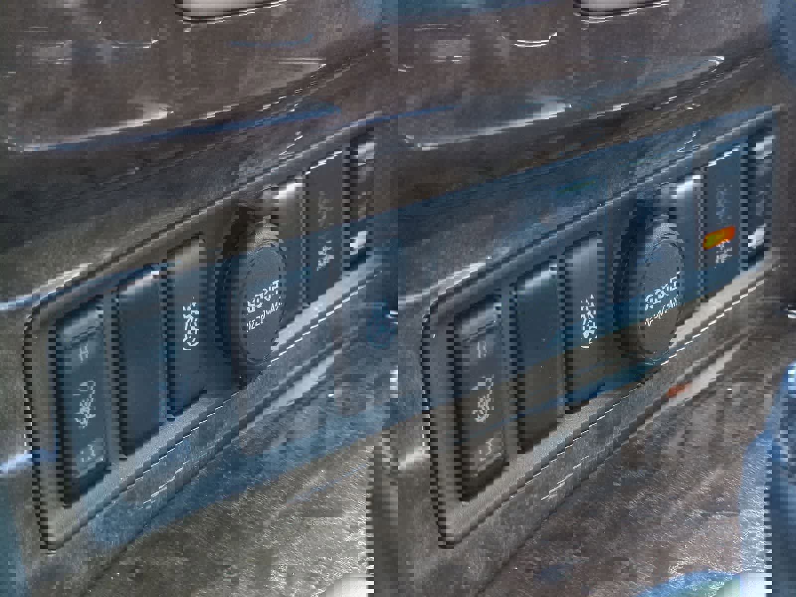 Used 2016 INFINITI QX80 4WD w/ Driver's Assistance Package image 33