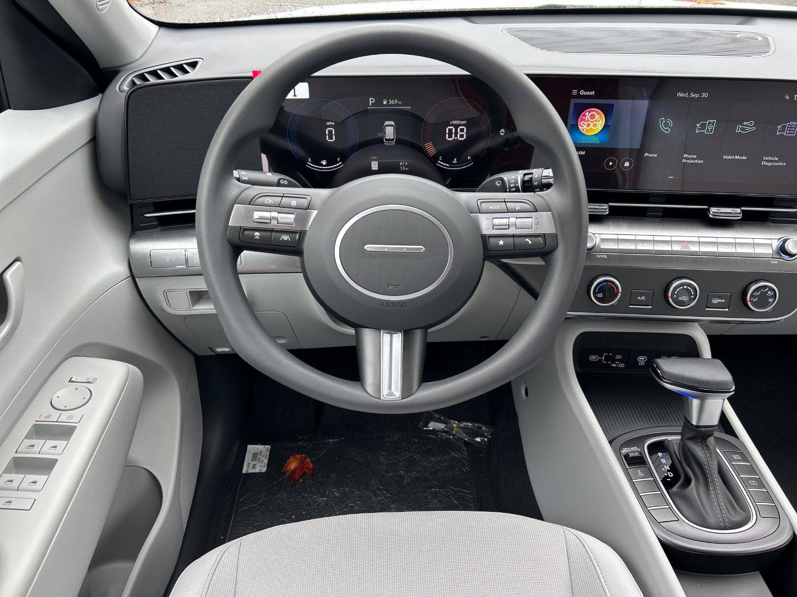 New 2027 Hyundai Kona SE AWD/4WD image 16