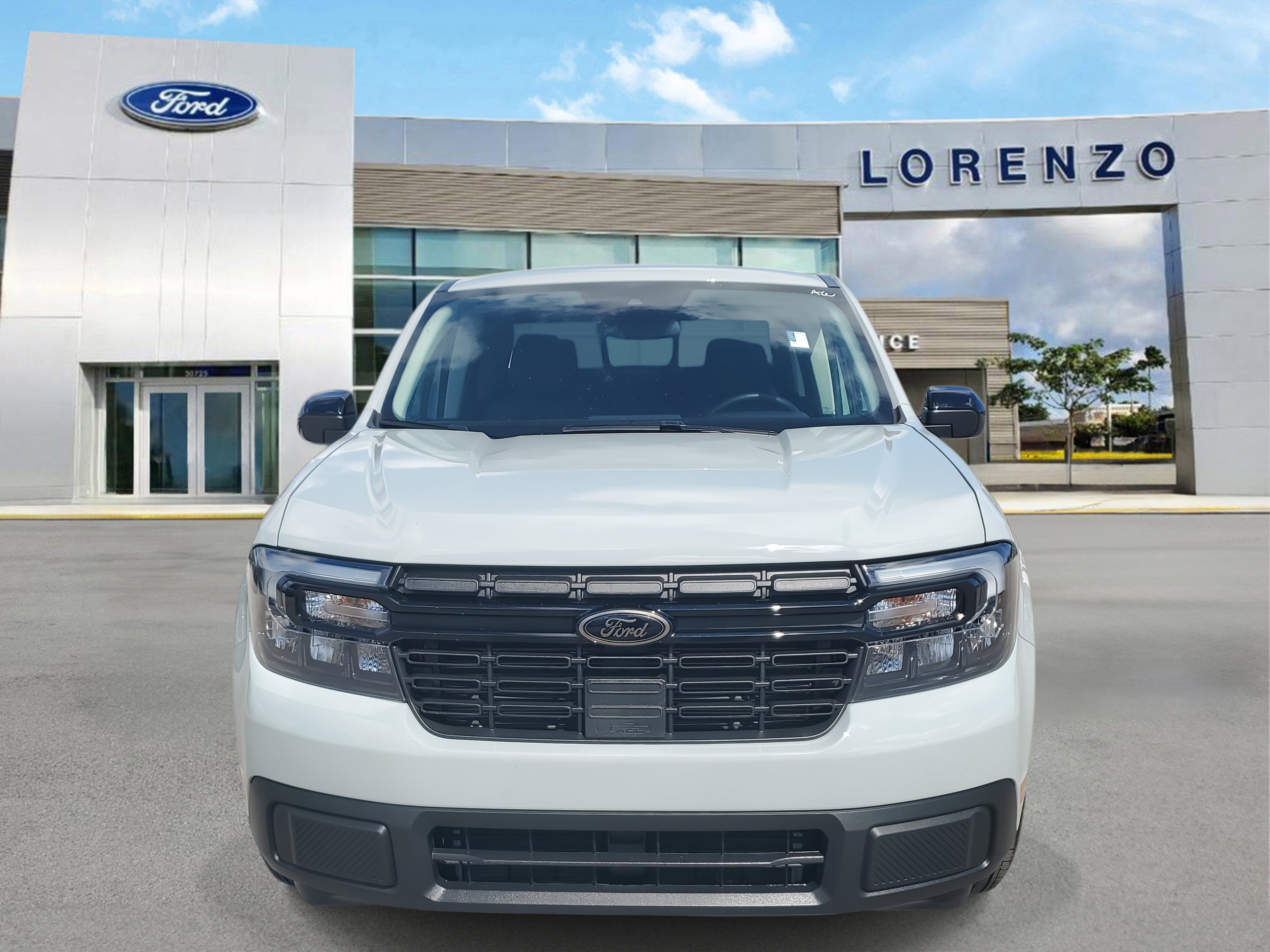 Used 2024 Ford Maverick Lariat w/ Black Appearance Package image 2