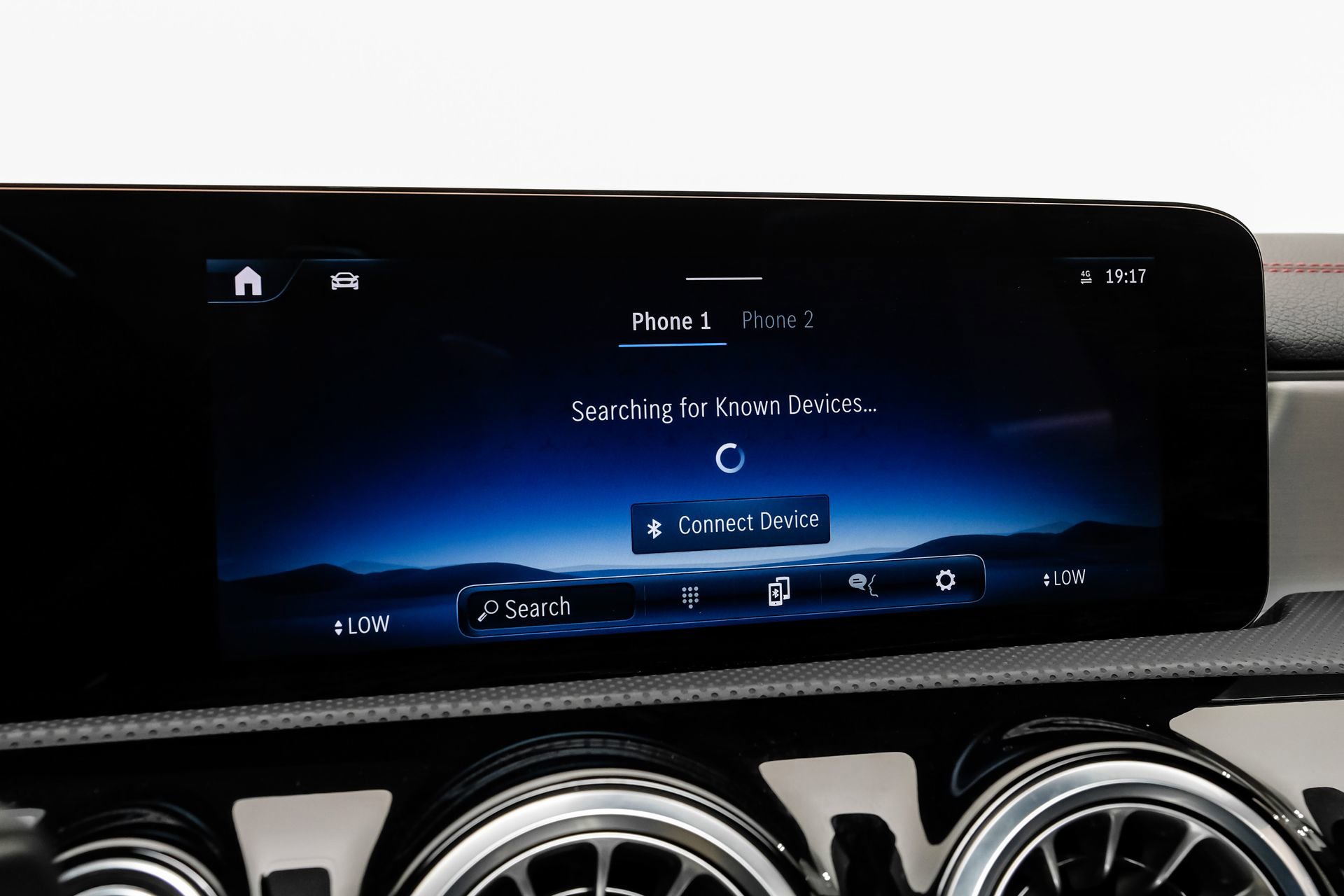 Used 2024 Mercedes-Benz CLA 35 AMG 4MATIC image 29