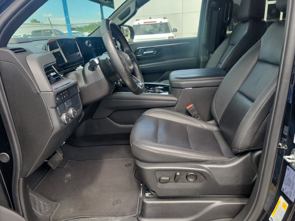 Used 2025 Chevrolet Tahoe LT RWD image 26