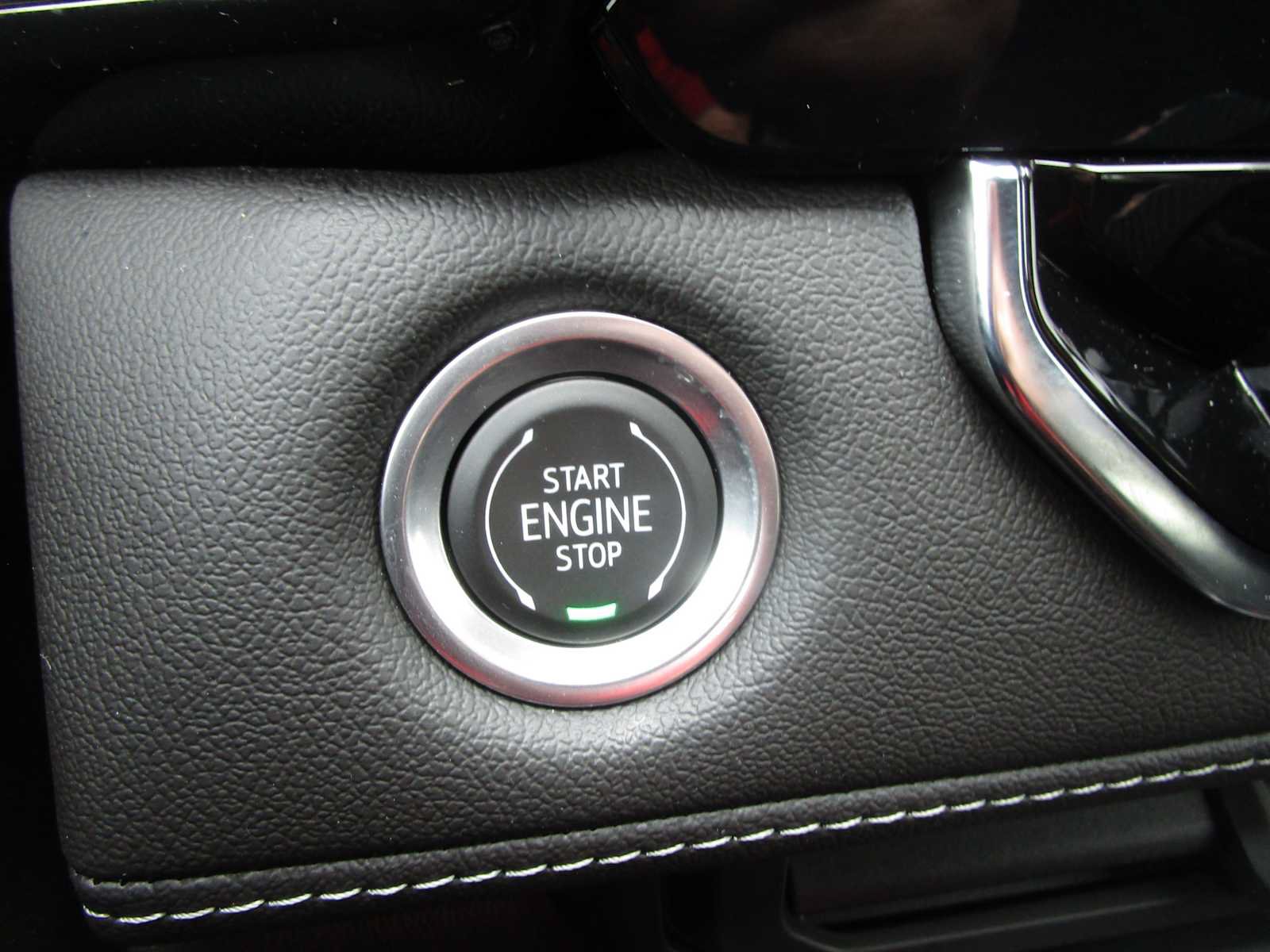Used 2023 Chevrolet Colorado LT w/ LT Convenience Package II RWD image 30