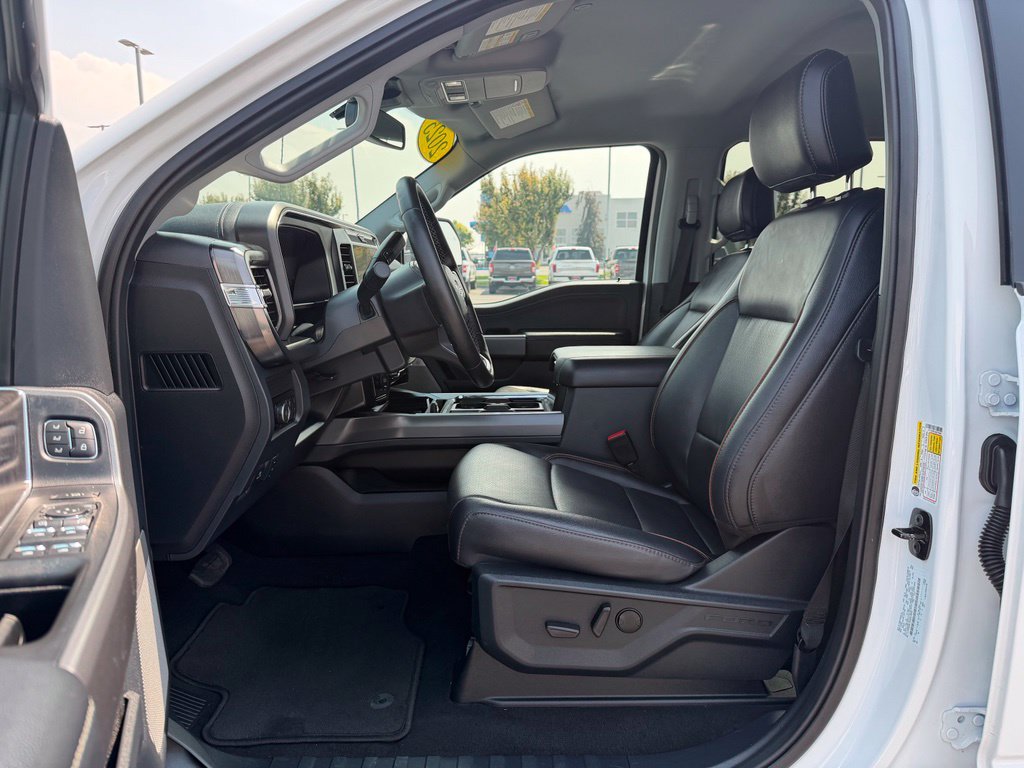Used 2025 Ford F250 Lariat AWD/4WD image 19