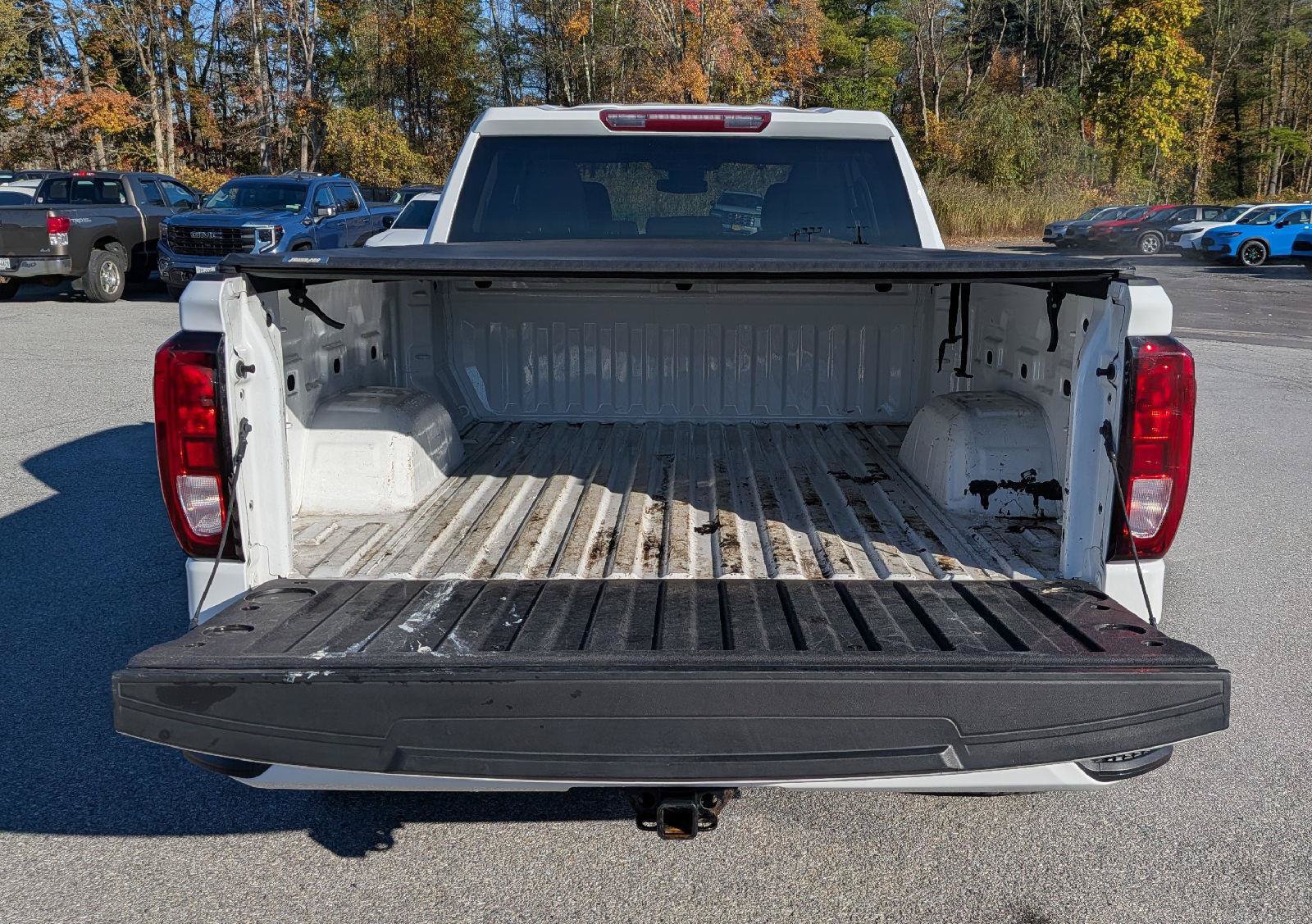 Used 2023 GMC Sierra 1500 Pro w/ Graphite Edition AWD/4WD image 10