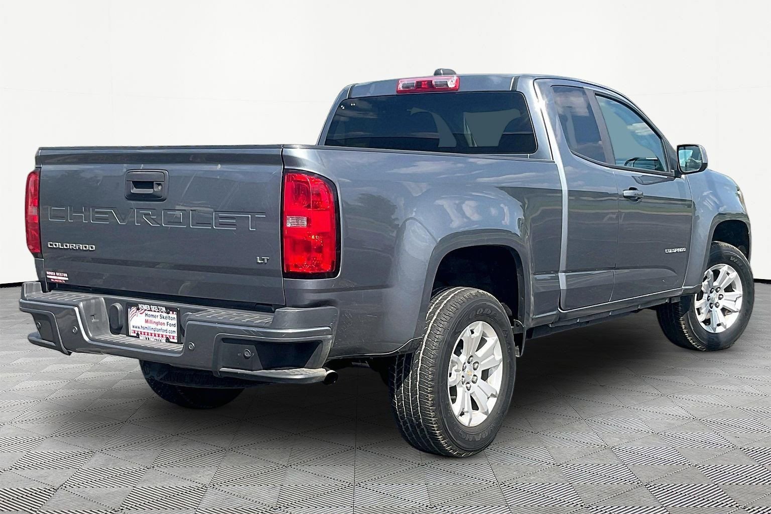 Used 2022 Chevrolet Colorado LT w/ Fleet Safety Package RWD image 11