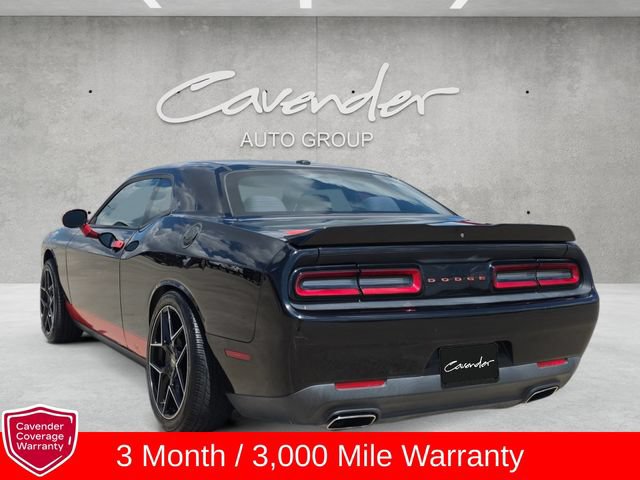 Used 2020 Dodge Challenger SXT RWD image 14