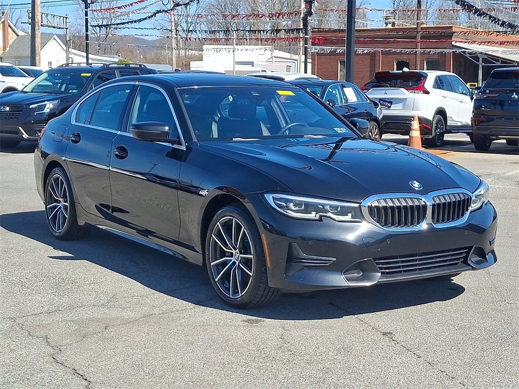 Used 2021 BMW 330i xDrive 330i xDrive w/ Convenience Package image 4