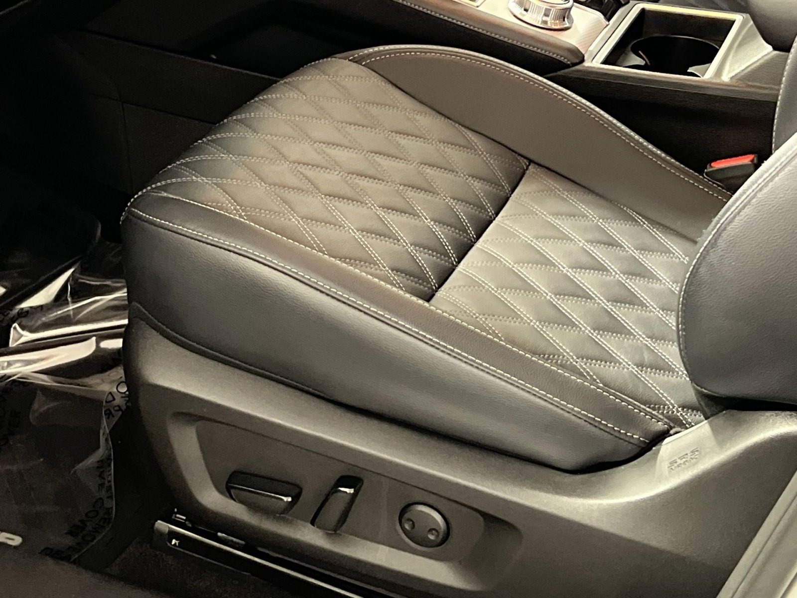 Used 2024 Mitsubishi Outlander SEL image 14