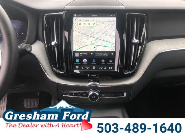 Used 2025 Volvo XC60 B5 Plus AWD/4WD image 20