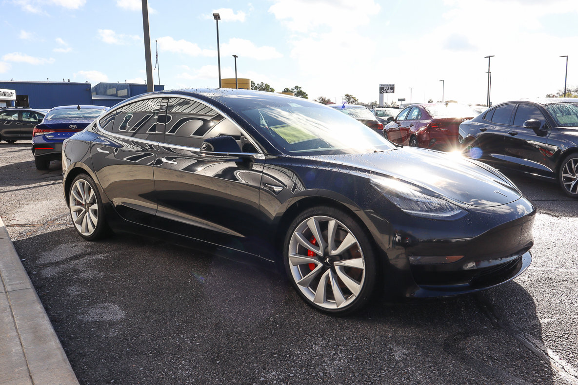 Used 2019 Tesla Model 3 Performance image 3