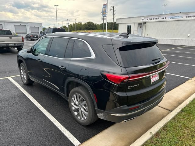 Used 2025 Buick Enclave Preferred AWD/4WD image 3
