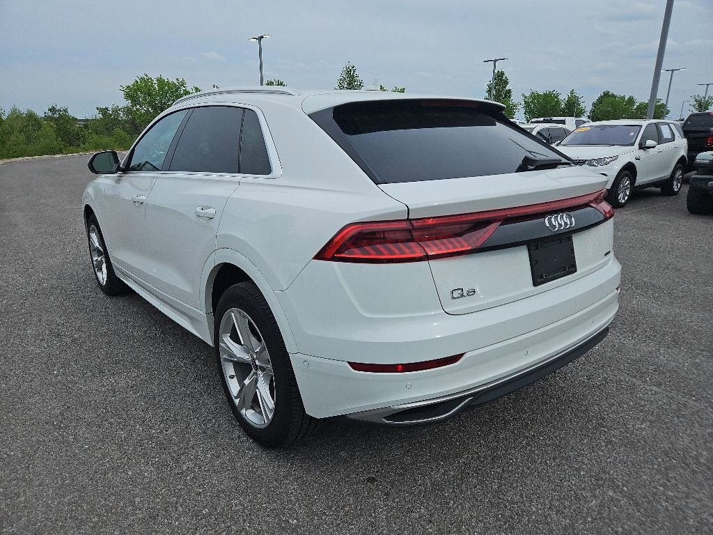 Used 2023 Audi Q8 Premium w/ Convenience Package AWD/4WD image 5