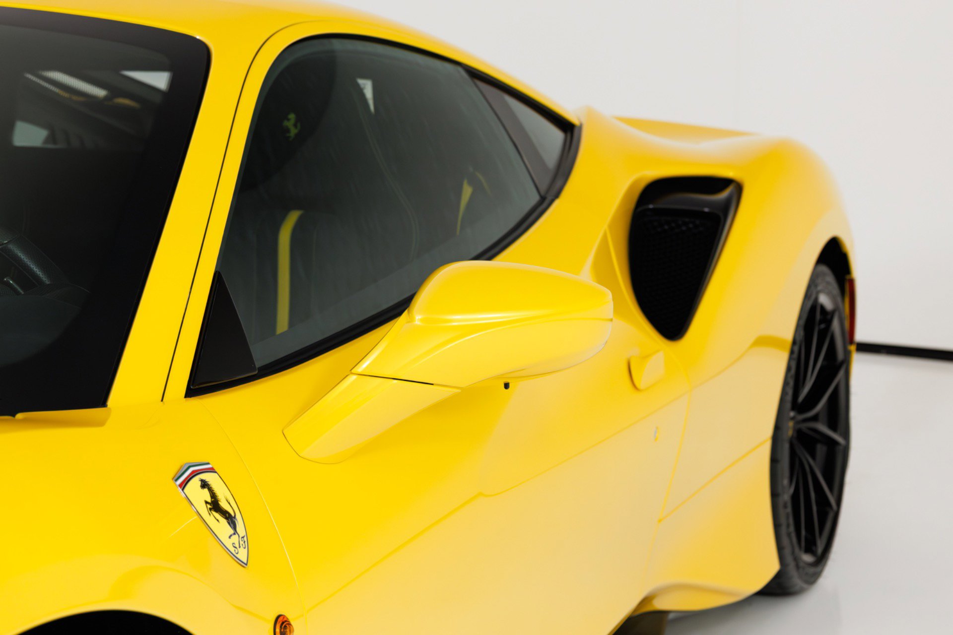 Used 2020 Ferrari 488 Pista image 56