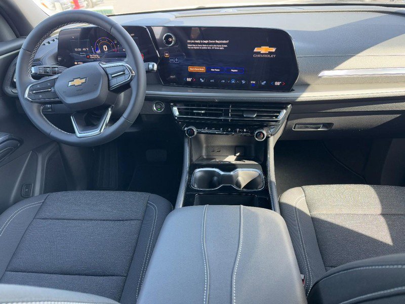 New 2026 Chevrolet Traverse LT w/ Driver Confidence Package FWD image 8