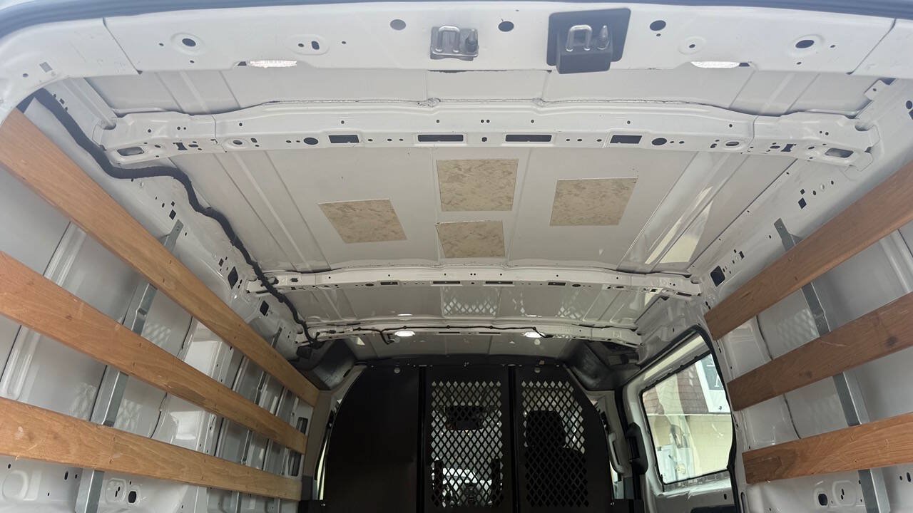 Used 2019 Ford Transit 250 130 Low Roof w/ Exterior Upgrade Package RWD image 30