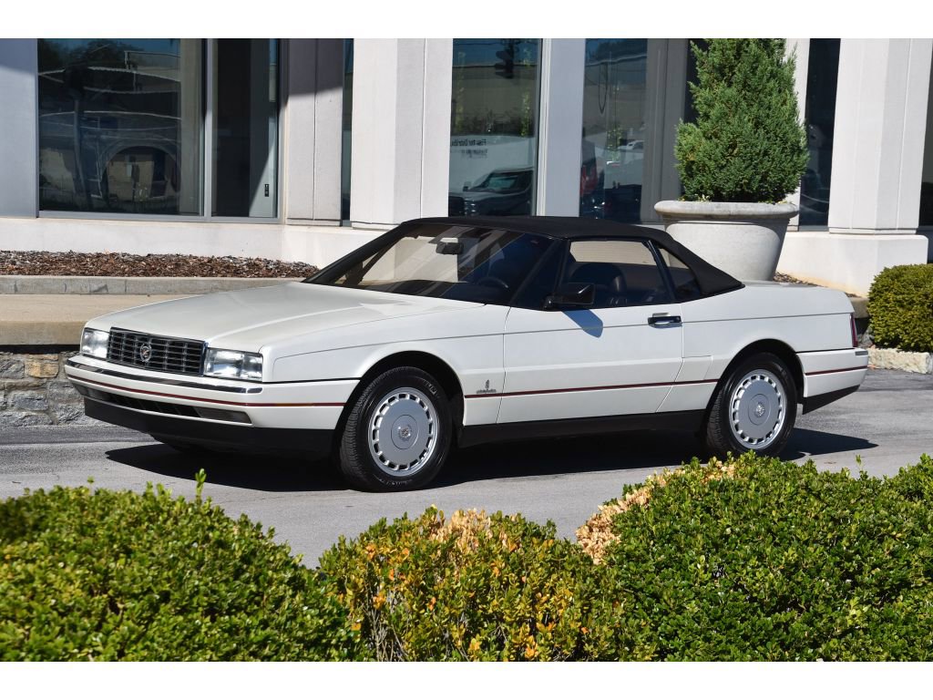 Used 1990 Cadillac Allante image 8